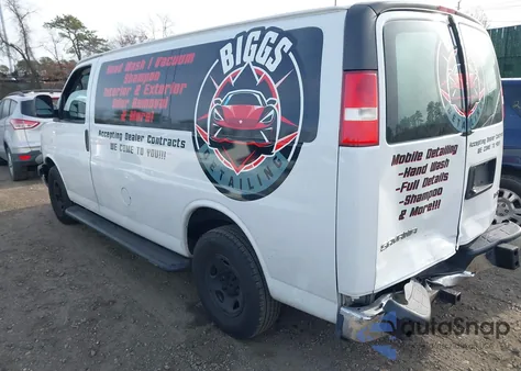 2018 GMC Savana 2500 Work Van из США, поврежденный, VIN 1GTW7AFG2J1912253